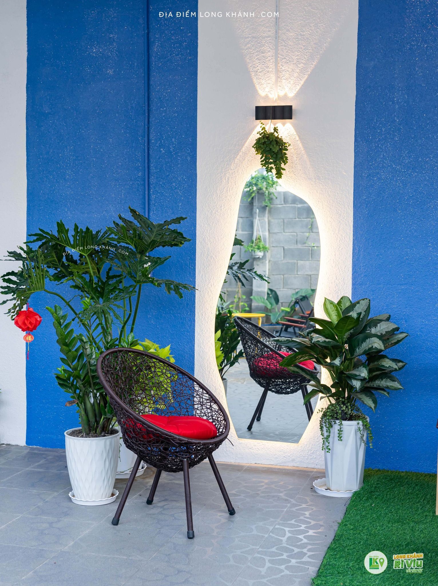 NIN Caffe and TEA - Một chiếc cafe xanh xanh núp hẻm