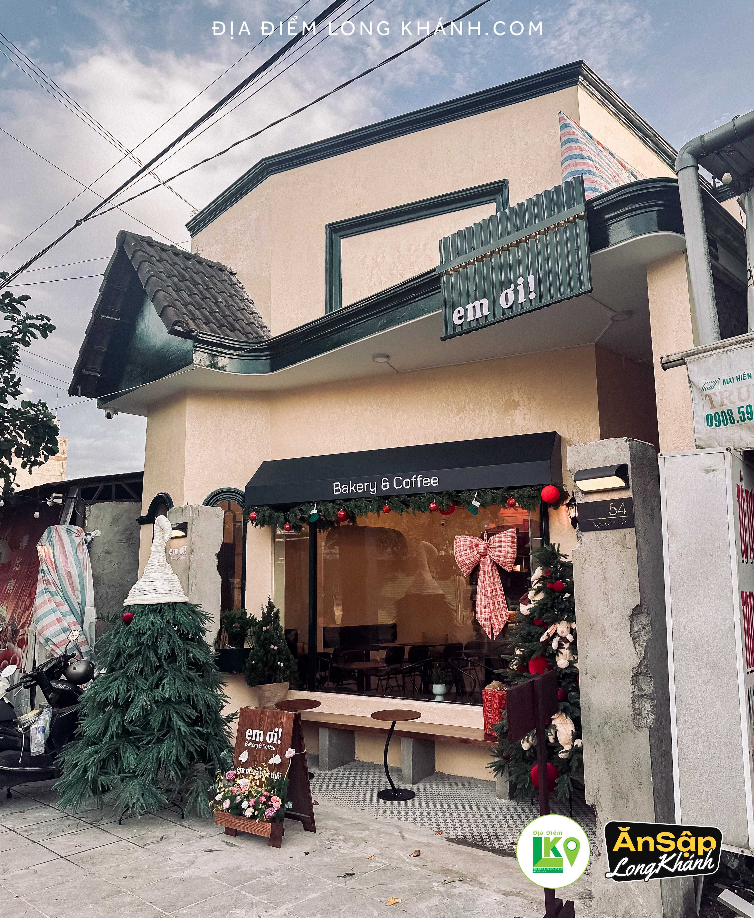 Em ơi Bakery & Coffee